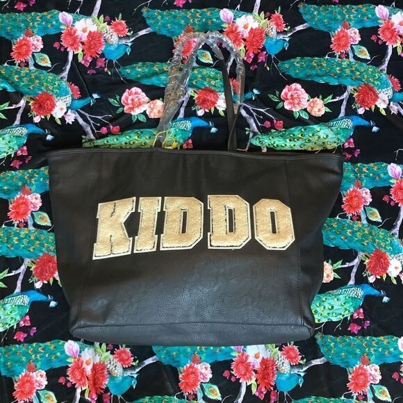 New! BCBGeneration “Kiddo” Tote 👜😻🌺🤩 - Picture 2 of 7